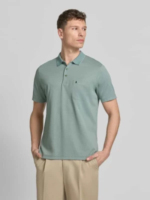 Koszulka polo w kroju regular fit z listwą guzikową i kieszenią na piersi RAGMAN