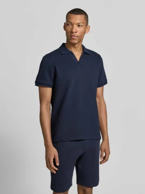 Koszulka polo z dzianiny o kroju regular fit z dekoltem w serek MCNEAL