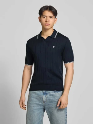 Koszulka polo z dzianiny o kroju slim fit z wyhaftowanym logo REVIEW