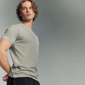 Zdjęcie produktu Koszulka slim fit basic z okrągłym dekoltem jasnoszara House szary