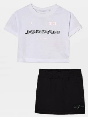 T-shirt z nadrukiem Jordan
