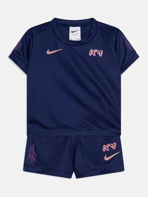 Koszulka sportowa Nike Performance