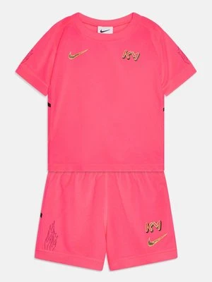 Koszulka sportowa Nike różowy