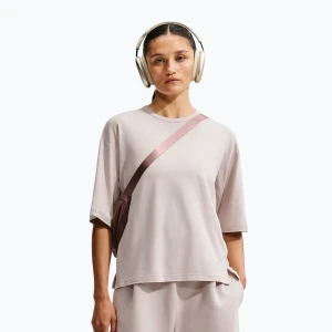 Koszulka treningowa damska Nike 24.7 ImpossiblySoft Light cream Ii / college grey Beżowy