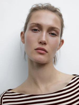 Koszulka W Paski Z Kopertowym Zdobieniem Na Ramionach - Brązowy - - Massimo Dutti - Kobieta
