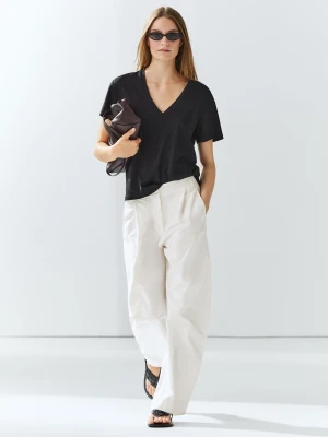 Koszulka Z Dekoltem W Serek Ze 100% Bawełny - Czarny - - Massimo Dutti - Kobieta