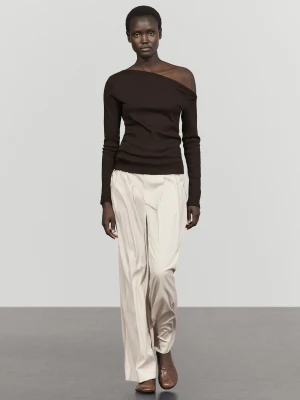 Koszulka Z Drapowanym Detalem Na Ramieniu - Brązowy - Massimo Dutti - Female