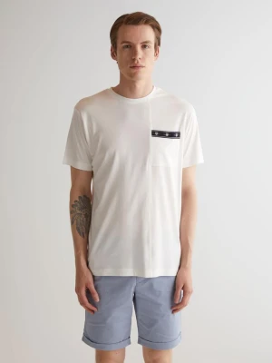 Koszulka z Kieszonką I Dekoltem C GANT