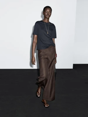 Koszulka Z Krótkim Rękawem I Szwem Z Tyłu - Granatowy - - Massimo Dutti - Kobieta