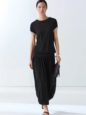 Koszulka Z Krótkim Rękawem Z Podwójnym Wykończeniem - Czarny - Massimo Dutti - Female