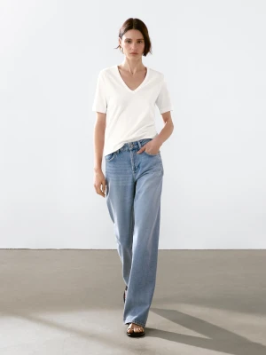 Zdjęcie produktu Bawełniana Koszulka Interlock Z Dekoltem W Serek - Biały - - Massimo Dutti - Kobieta
