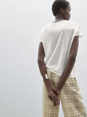 Koszulka Z Krótkim Rękawem Ze 100% Lnu - Surowy - - Massimo Dutti - Kobieta