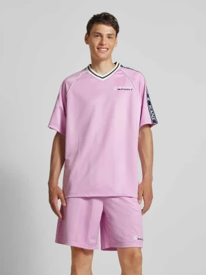 Koszulka z wyhaftowanym logo Karl Kani