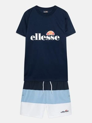 Koszulki do surfowania Ellesse