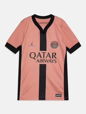 Koszulki piłkarskie Nike Performance