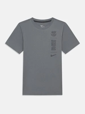 Koszulki piłkarskie Nike Performance