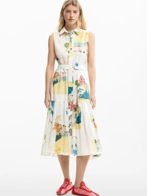 Koszulowa sukienka z nadrukiem pocztówek Desigual