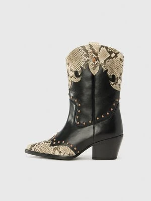 Kowbojki i obuwie motocyklowe Bronx