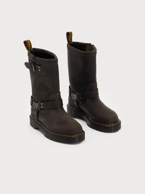 Kowbojki i obuwie motocyklowe Dr. Martens