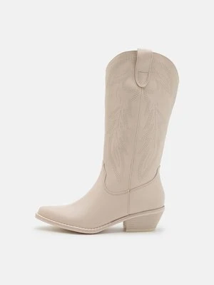 Kowbojki i obuwie motocyklowe Madden Girl