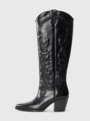 Kowbojki i obuwie motocyklowe Maje