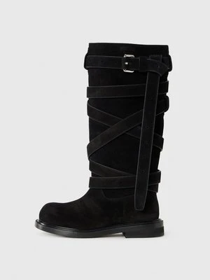 Kowbojki i obuwie motocyklowe Moschino