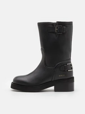 Kowbojki i obuwie motocyklowe Nubikk