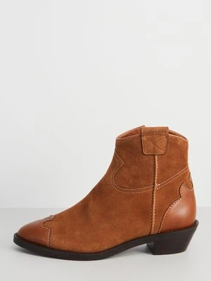 Kowbojki i obuwie motocyklowe See by Chloé