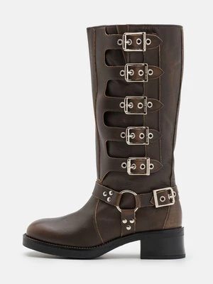 Kowbojki i obuwie motocyklowe Steve Madden