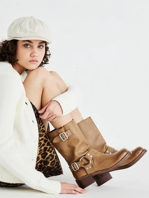 Kowbojki i obuwie motocyklowe Steve Madden