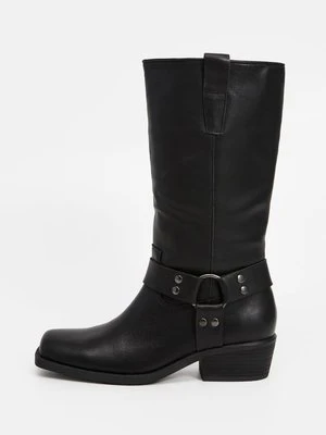 Kowbojki i obuwie motocyklowe Steve Madden