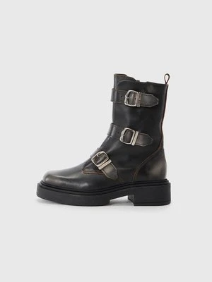 Kowbojki i obuwie motocyklowe Steve Madden