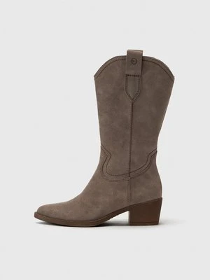 Kowbojki i obuwie motocyklowe tamaris