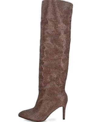 Kozaki Carvela
