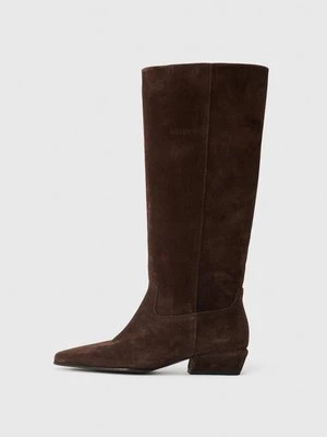 Kozaki Kennel + Schmenger