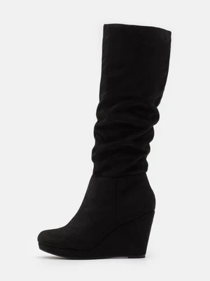 Kozaki na koturnie Anna Field