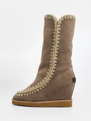 Kozaki na koturnie Mou