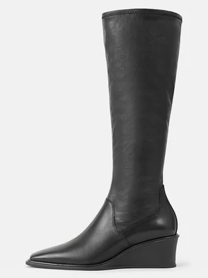 Kozaki na koturnie Vagabond