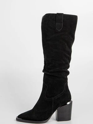 Kozaki na obcasie Alma en Pena