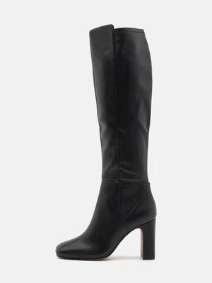 Kozaki na obcasie Call it Spring