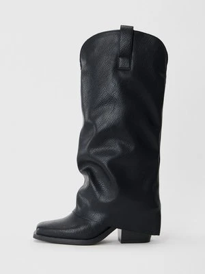 Kozaki na obcasie Call it Spring