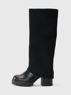 Kozaki na obcasie Even&Odd