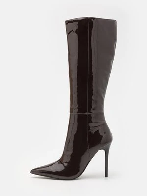 Kozaki na obcasie Even&Odd