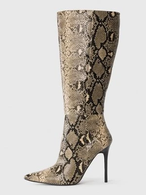 Kozaki na obcasie Even&Odd