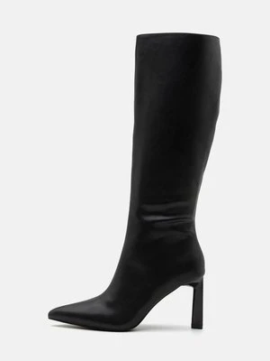 Kozaki na obcasie Even&Odd