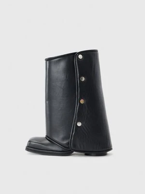 Kozaki na obcasie GmbH