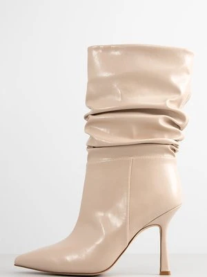 Kozaki na obcasie Jeffrey Campbell