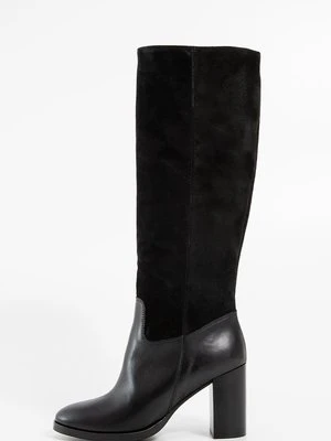 Kozaki na obcasie Jonak