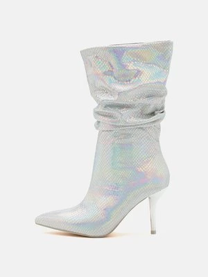 Kozaki na obcasie Menbur