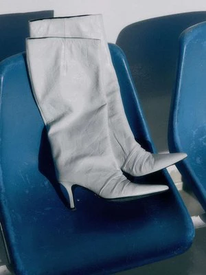 Kozaki na obcasie New Minimal Shape z marszczonej skóry PATRIZIA PEPE